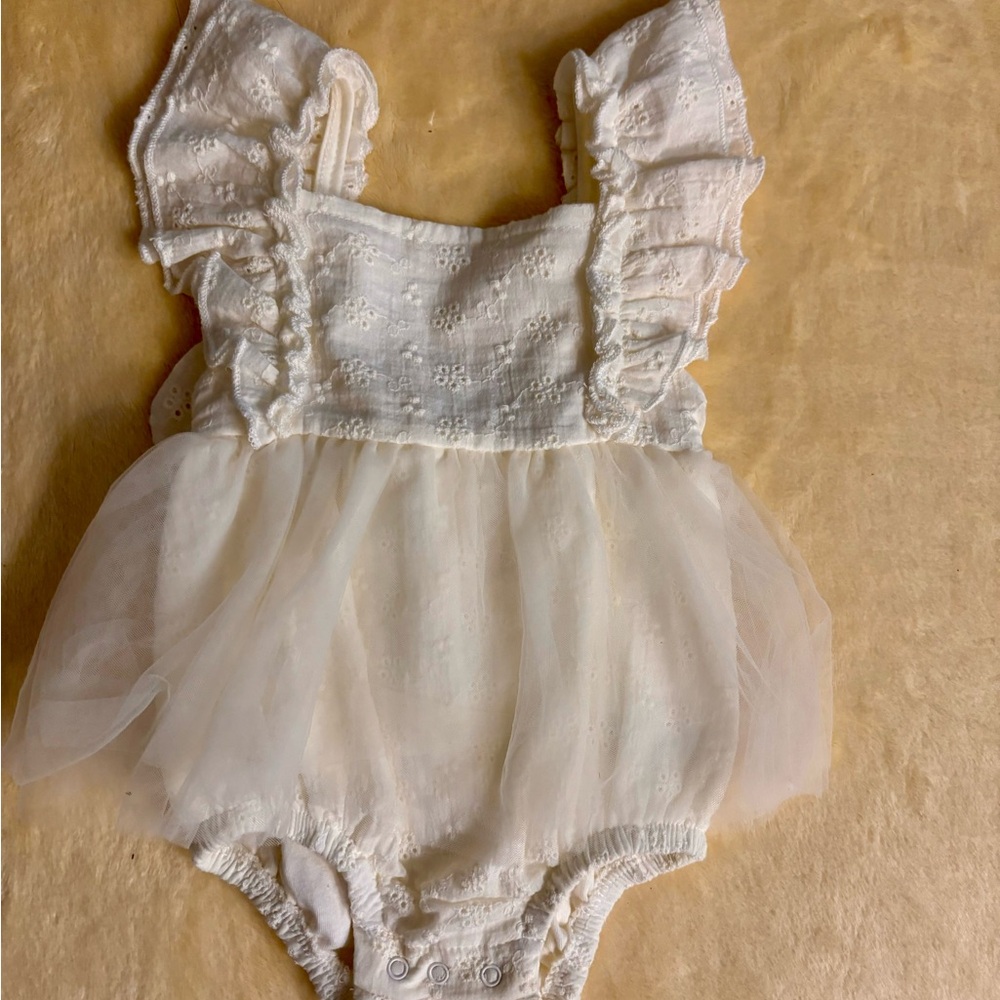 Charming White Lace Kids Dress